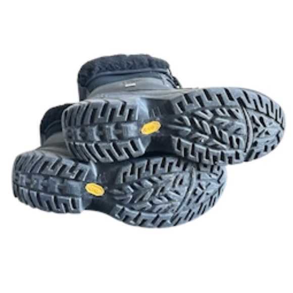 UGGS Men’s Waterproof Butte Black Boots Size 10 Duck Toe Wool Lining Lace Up - Picture 4 of 9